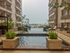 thumbnail: Outdoor pool