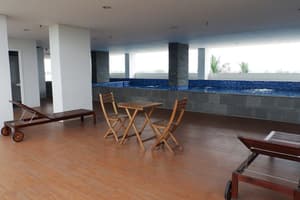 thumbnail: Indoor/outdoor pool