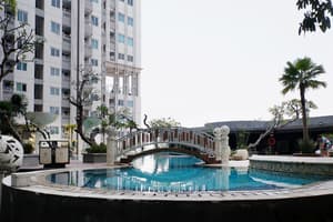 thumbnail: Outdoor pool