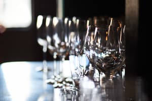thumbnail: Bar (on property)