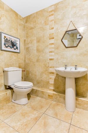 thumbnail: Bathroom