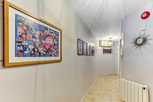 thumbnail: Interior