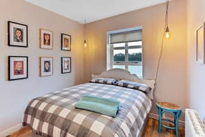 thumbnail: Interior