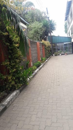 thumbnail: Interior entrance