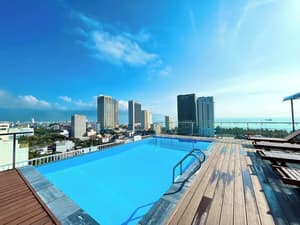 thumbnail: Outdoor pool