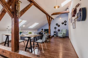 thumbnail: In-room dining