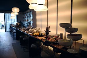 thumbnail: Restaurant