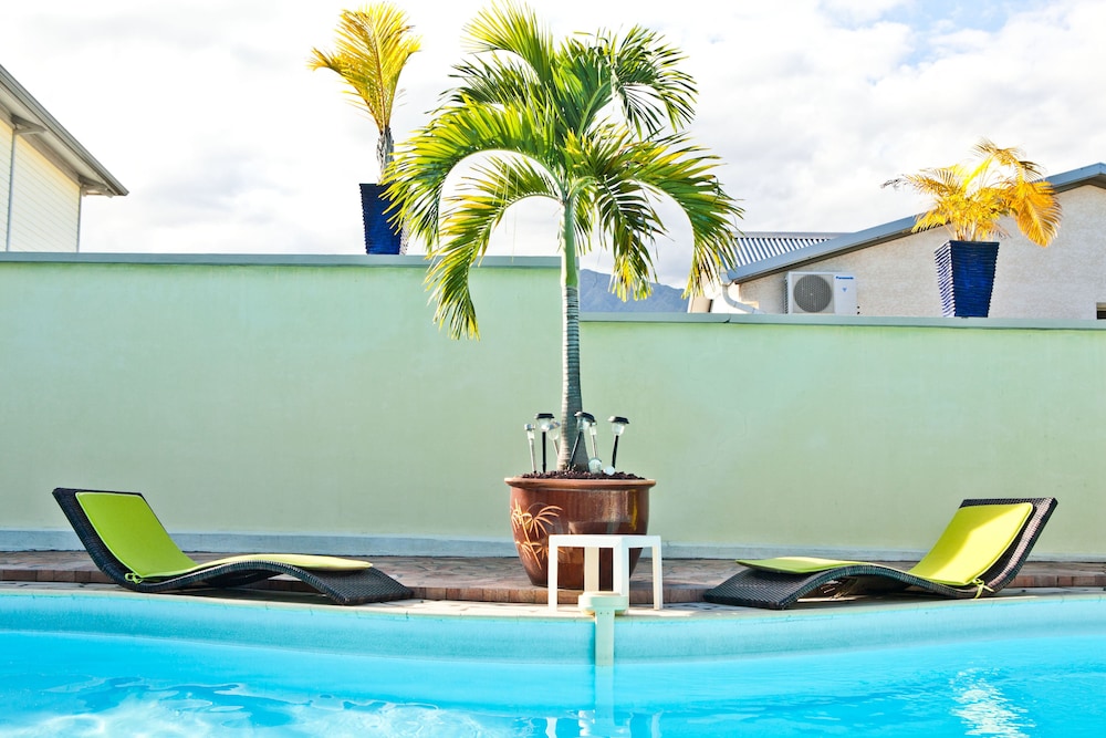 Sundeck