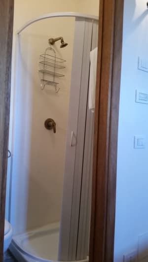 thumbnail: Bathroom shower