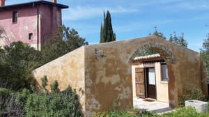 thumbnail: Exterior