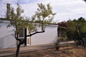 thumbnail: Exterior