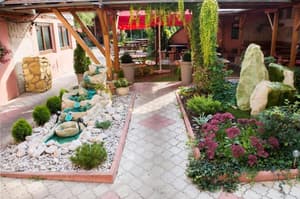 thumbnail: General view