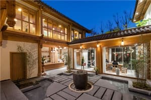 thumbnail: Courtyard