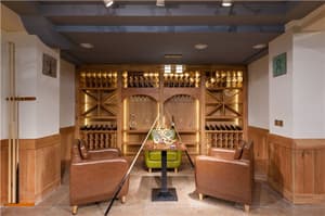 thumbnail: Interior