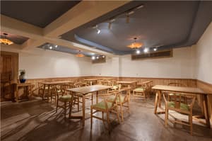 thumbnail: Dining