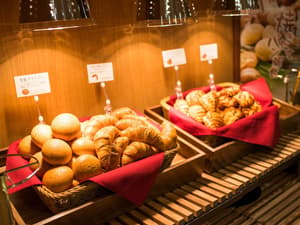 thumbnail: Breakfast buffet