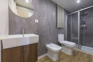 thumbnail: Bathroom