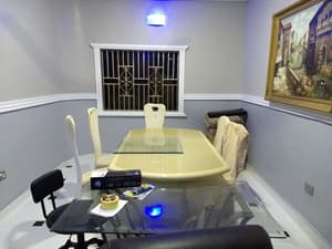 thumbnail: Business center