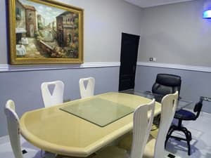 thumbnail: Business center