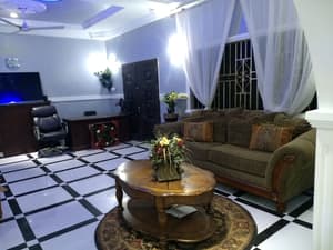 thumbnail: Lobby sitting area
