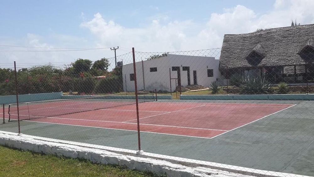 Tennis court