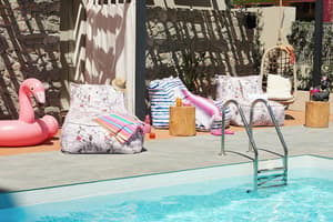 thumbnail: Pool
