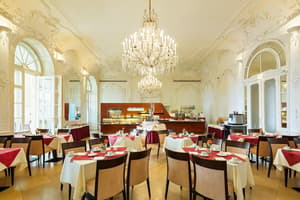 thumbnail: Restaurant