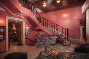 thumbnail: Interior