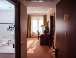 thumbnail: Room