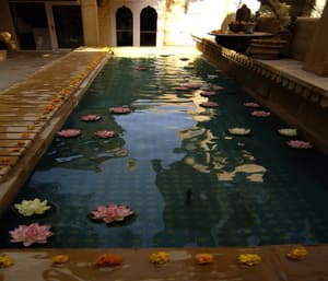 thumbnail: Pool