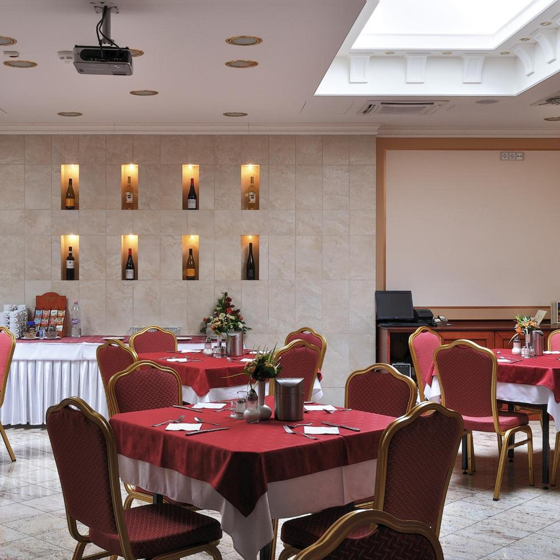 Restaurant-cafeteria