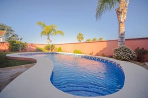 thumbnail: Pool