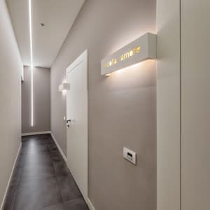 thumbnail: Hallway