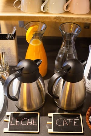 thumbnail: Breakfast area