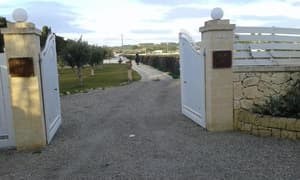 thumbnail: Property grounds