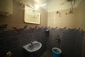 thumbnail: Bathroom