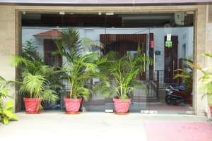 thumbnail: Property entrance