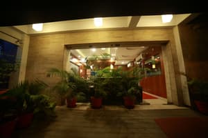 thumbnail: Property entrance