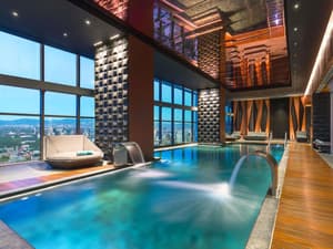 thumbnail: Pool