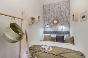 thumbnail: Room