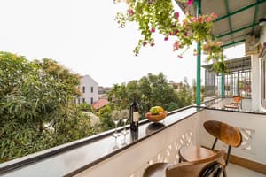 thumbnail: Balcony view