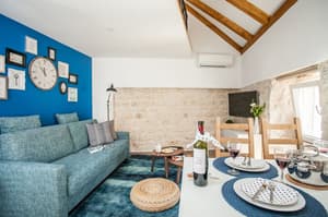 thumbnail: Living area