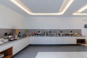 thumbnail: Breakfast area