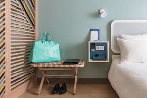 thumbnail: Room amenity