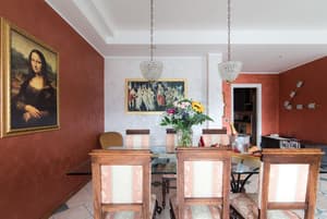 thumbnail: In-room dining