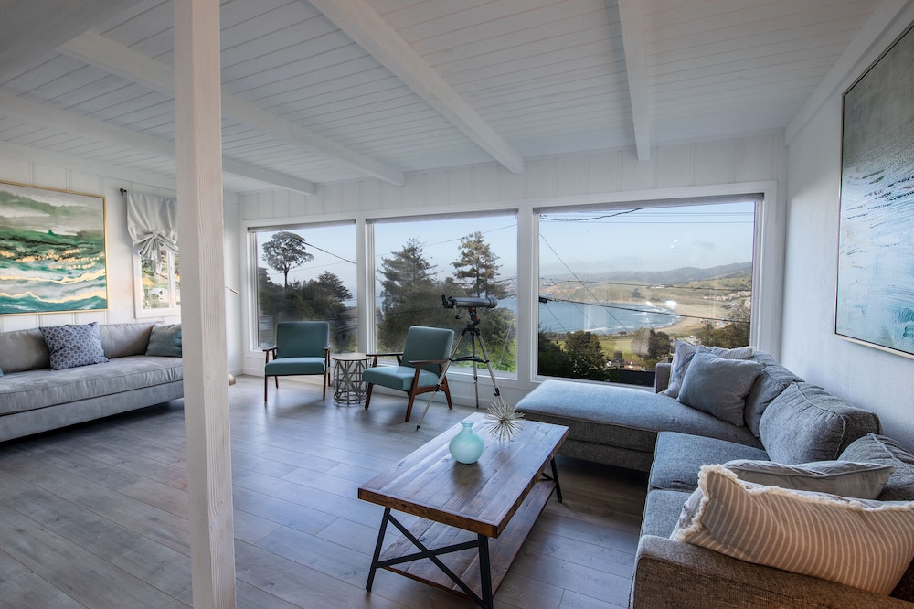 Beach/ocean view