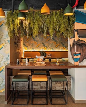 thumbnail: Restaurant