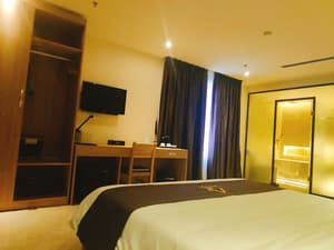 thumbnail: Room