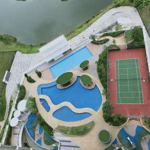 thumbnail: Outdoor pool