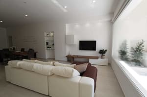 thumbnail: Lobby sitting area